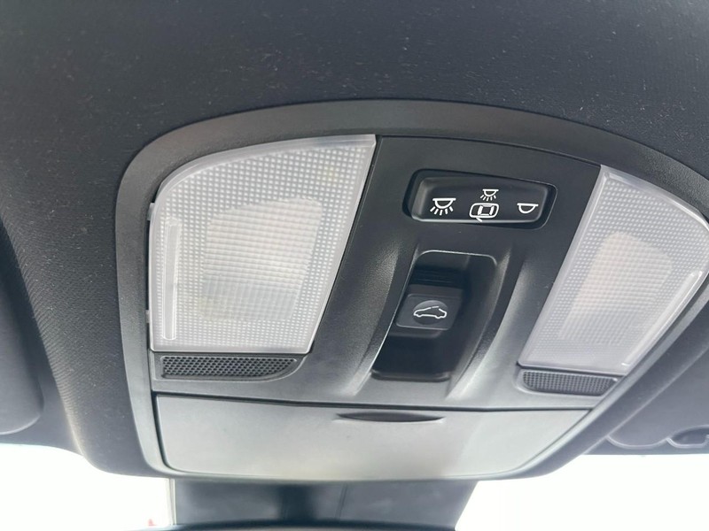 Hyundai Veloster Vehicle Image 27