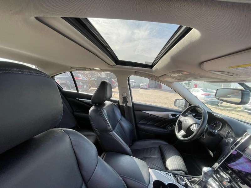 2016 Infiniti Q50 3.0t Red Sport 400 photo 3