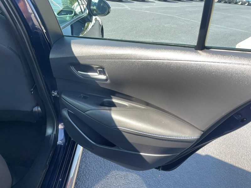 Toyota Corolla Vehicle Image 14