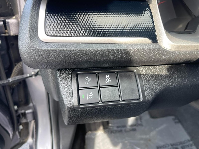 Honda Civic Sedan Vehicle Image 21