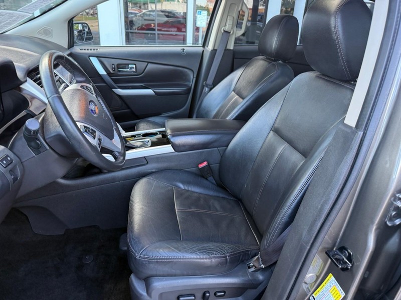 Ford Edge Vehicle Image 09