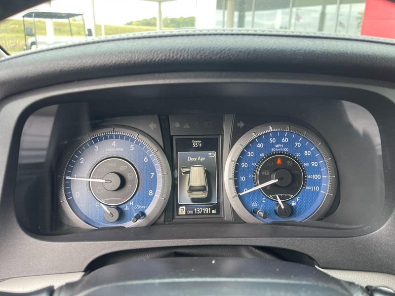 Toyota Sienna Vehicle Image 21