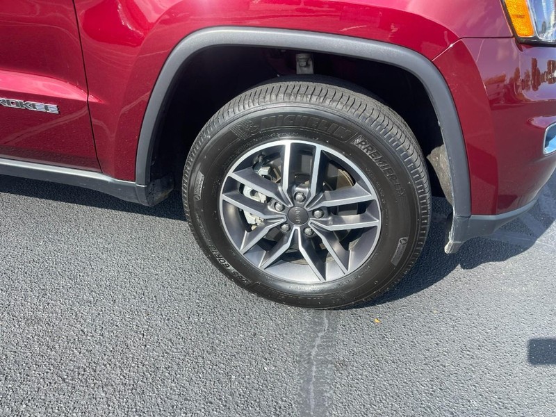 Jeep Grand Cherokee WK Vehicle Image 07