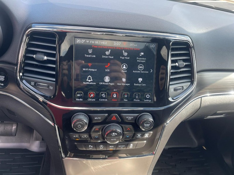 Jeep Grand Cherokee WK Vehicle Image 29