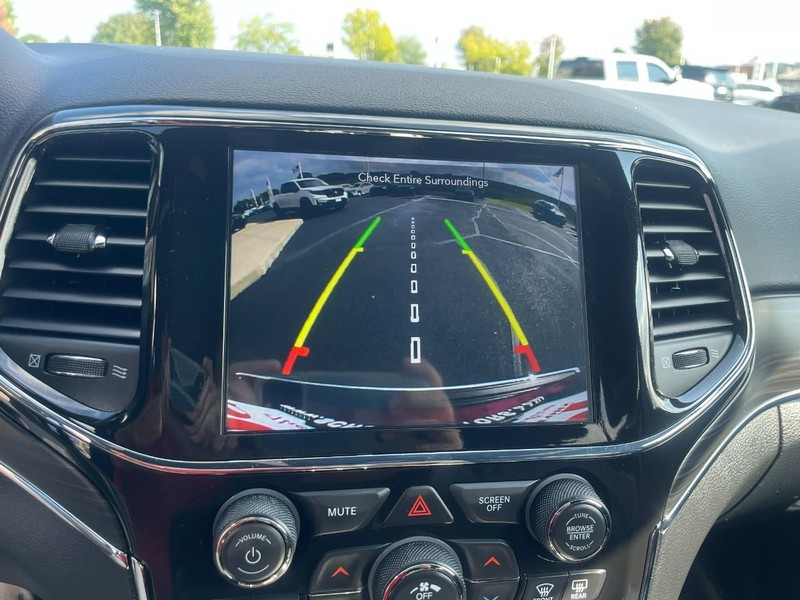 Jeep Grand Cherokee WK Vehicle Image 30