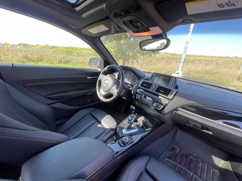 BMW 2 Series Vehicle Image 05