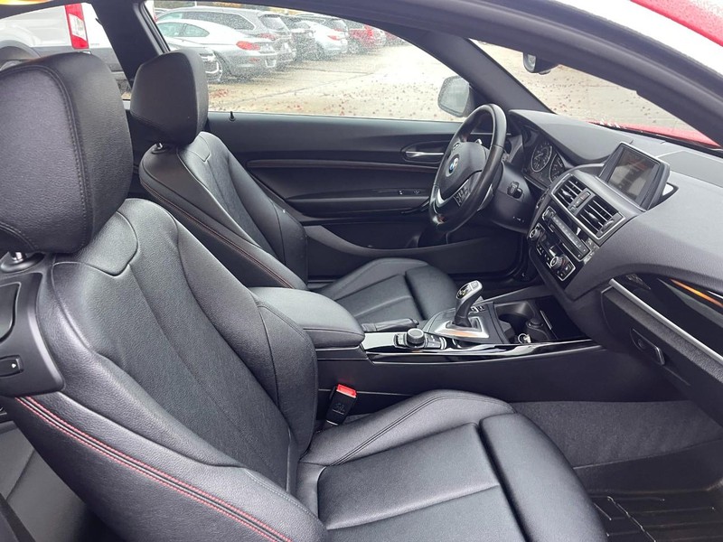 BMW 2 Series Vehicle Image 06