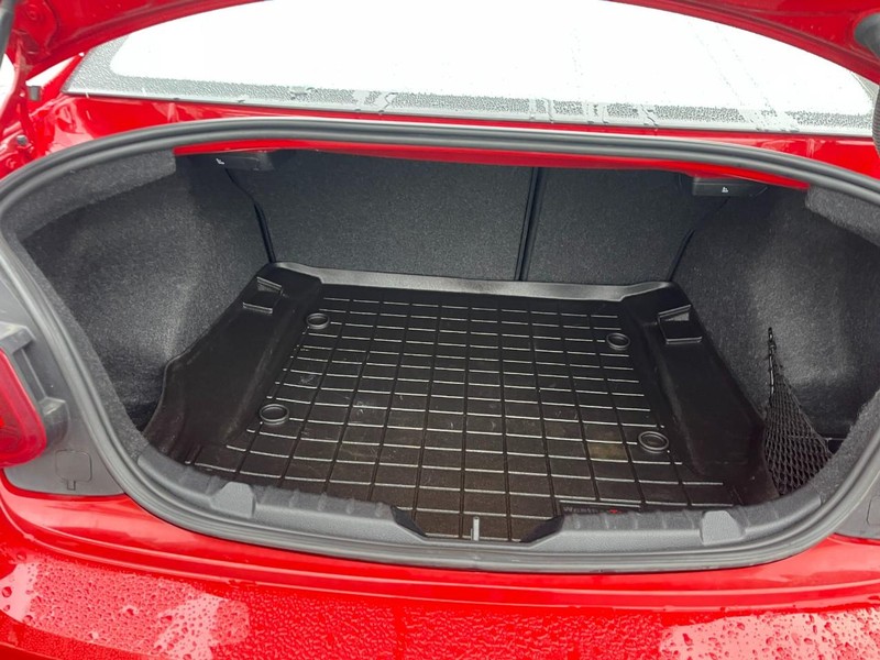 BMW 2 Series Vehicle Image 10