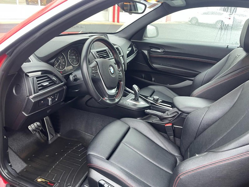 BMW 2 Series Vehicle Image 11