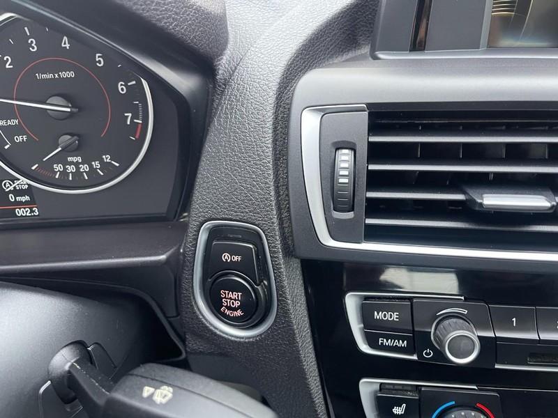 BMW 2 Series Vehicle Image 20