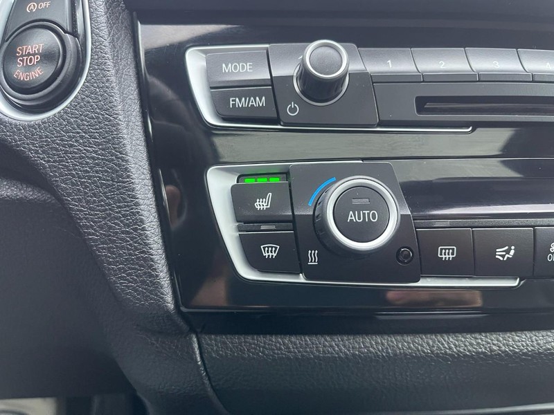 BMW 2 Series Vehicle Image 22