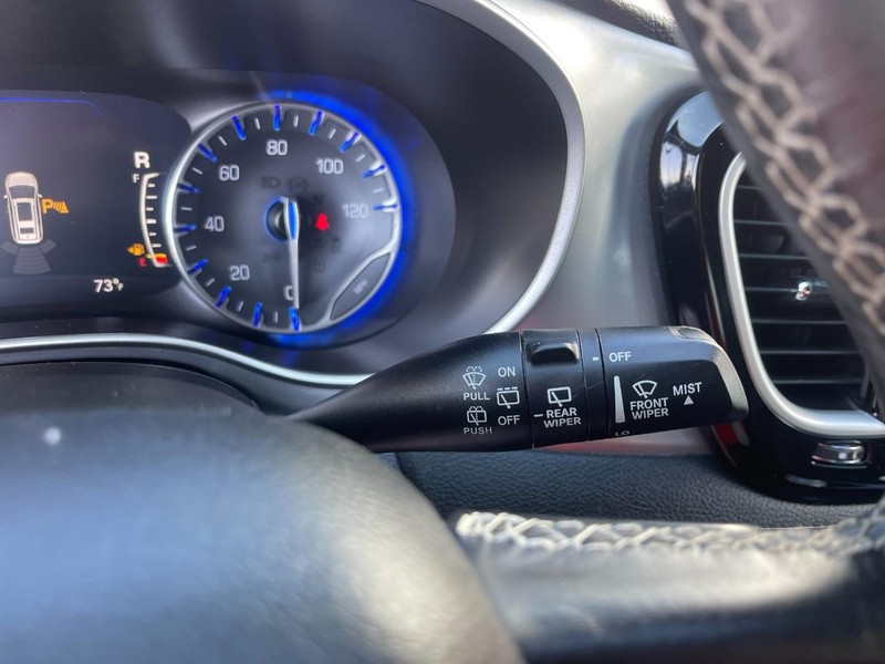 2021 Chrysler Pacifica Touring photo 28