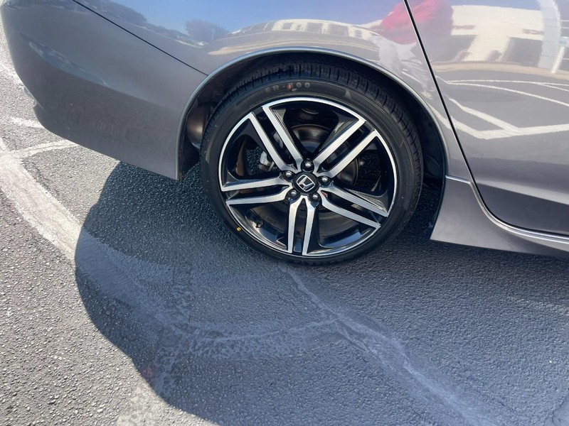 Honda Accord Sedan Vehicle Image 08
