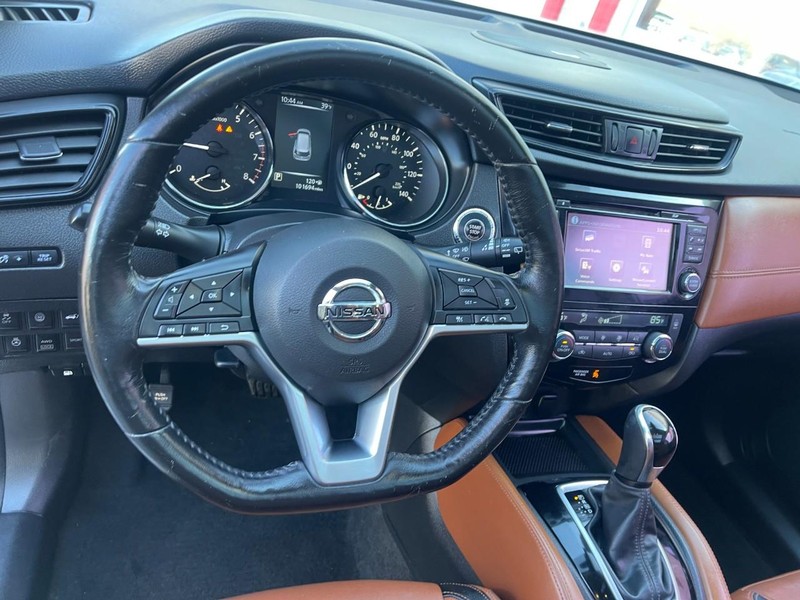 Nissan Rogue Vehicle Image 21