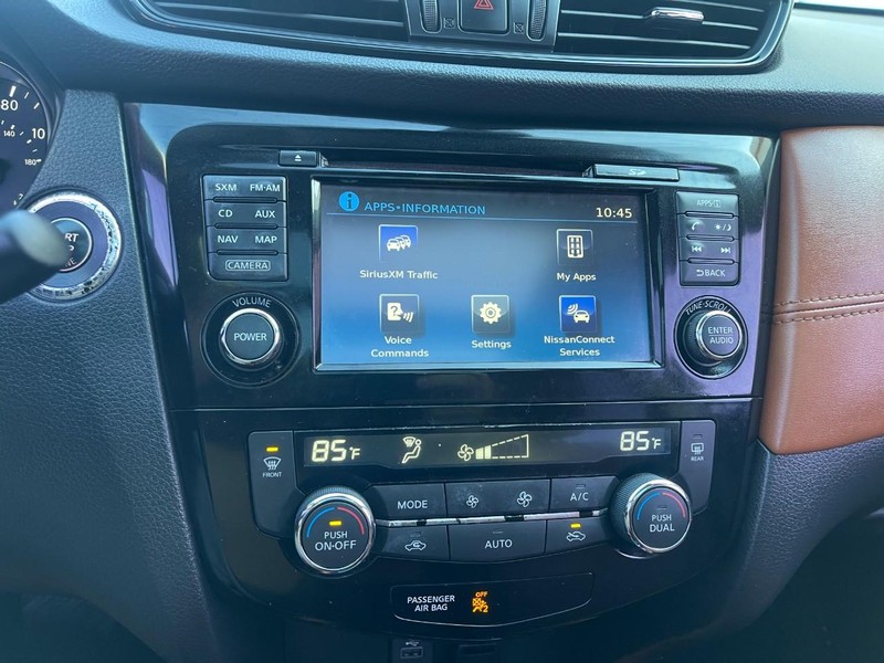 Nissan Rogue Vehicle Image 27