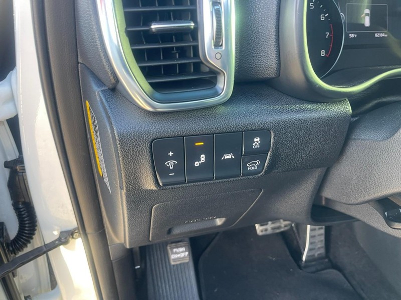 Kia Sportage Vehicle Image 18