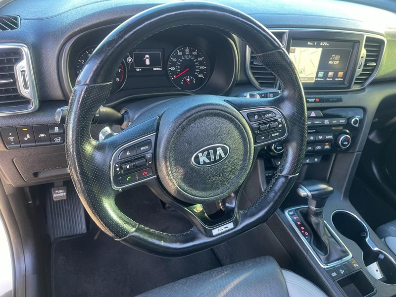 Kia Sportage Vehicle Image 19
