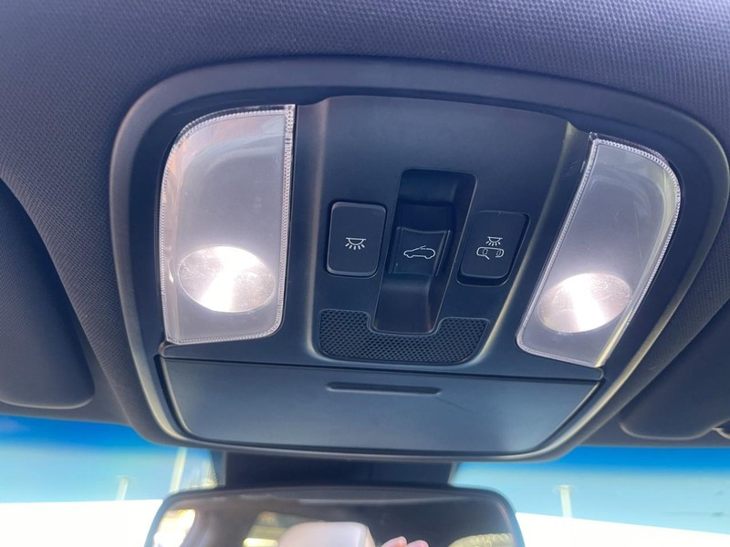 Kia Sportage Vehicle Image 32