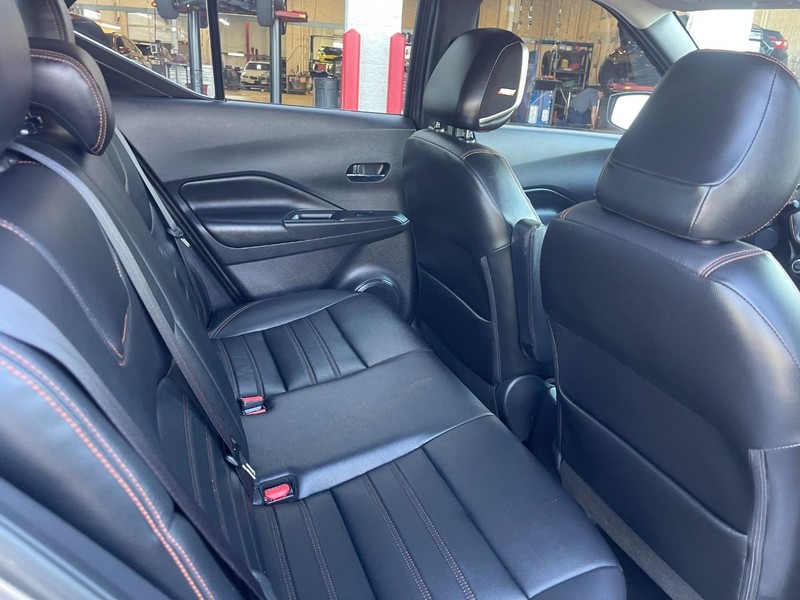 Nissan Kicks Vehicle Image 12