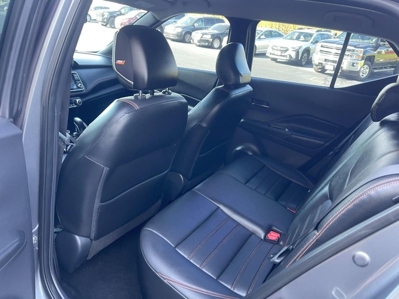 Nissan Kicks Vehicle Image 15