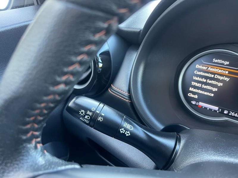 Nissan Kicks Vehicle Image 26