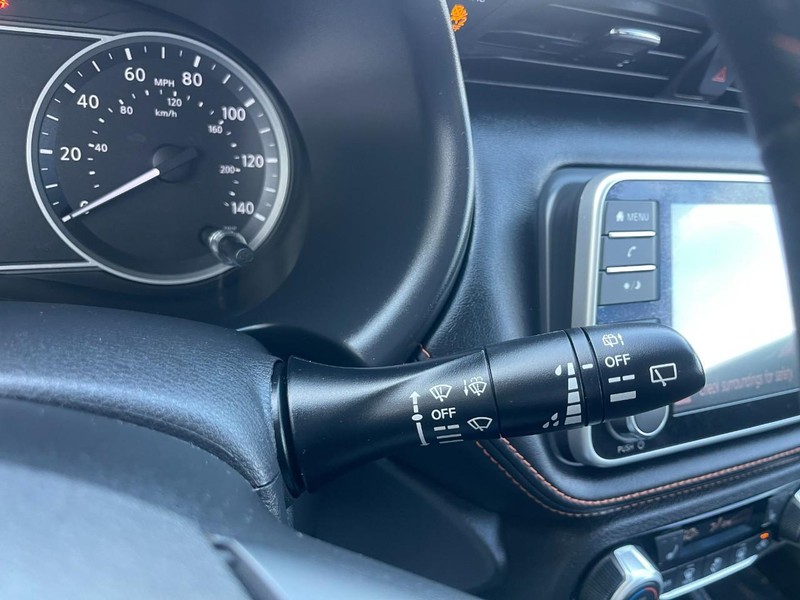 Nissan Kicks Vehicle Image 27