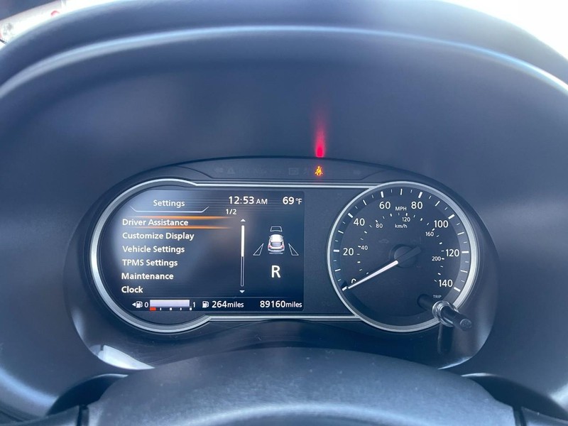 Nissan Kicks Vehicle Image 28