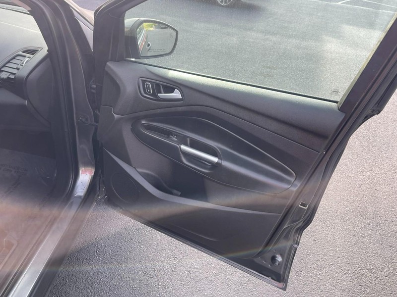 Ford Escape Vehicle Image 08