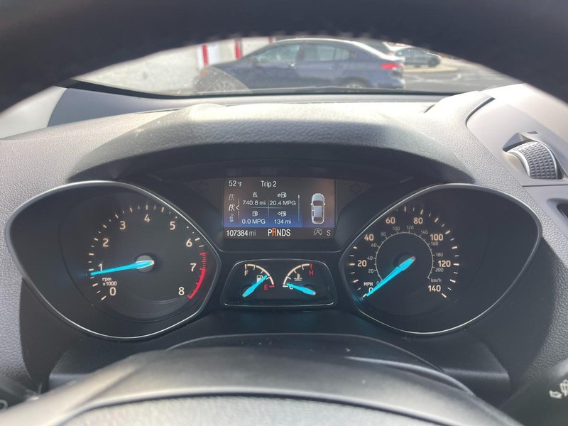 Ford Escape Vehicle Image 22