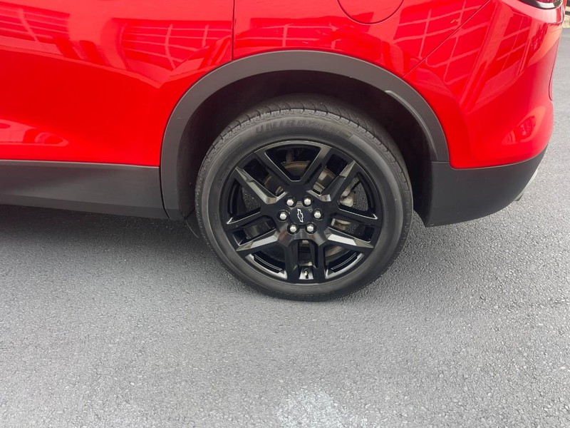 Chevrolet Blazer Vehicle Image 05