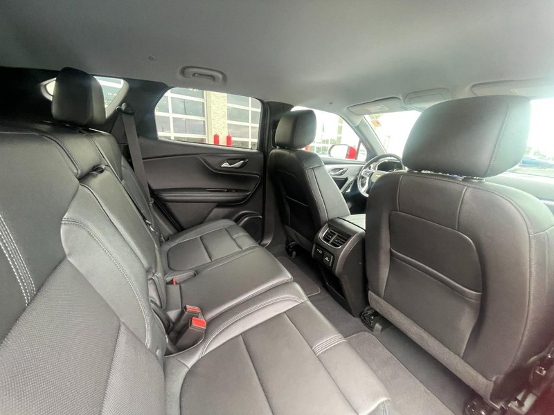 Chevrolet Blazer Vehicle Image 15