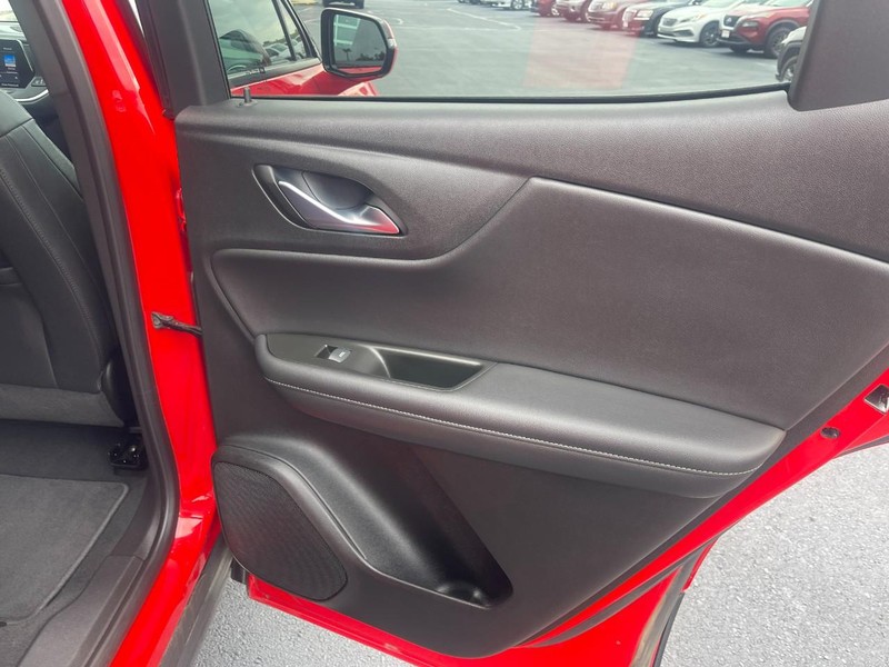 Chevrolet Blazer Vehicle Image 16