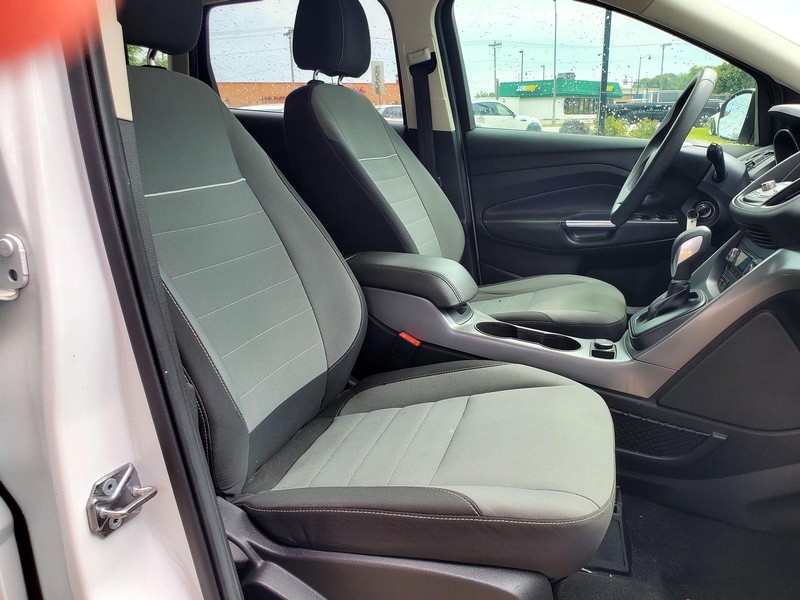 Ford Escape Vehicle Image 18