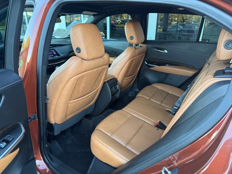 Cadillac XT4 Vehicle Image 12