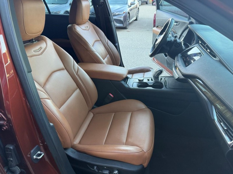 Cadillac XT4 Vehicle Image 17