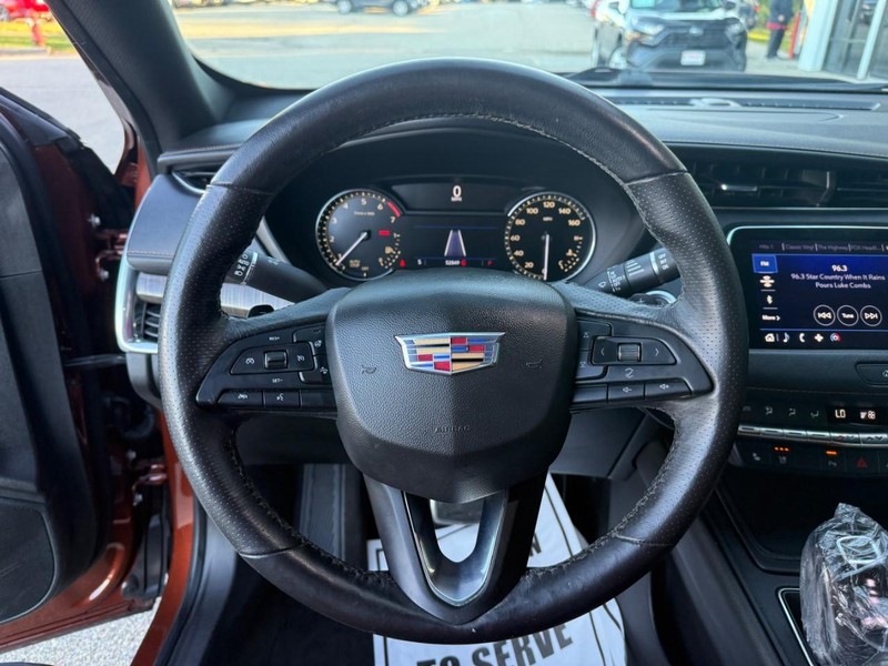 Cadillac XT4 Vehicle Image 21