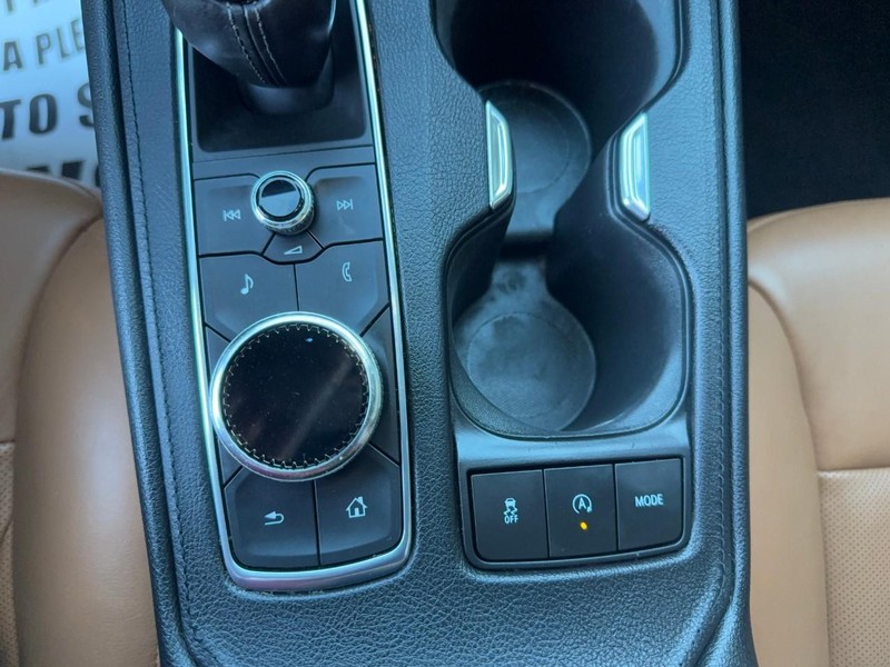 Cadillac XT4 Vehicle Image 31