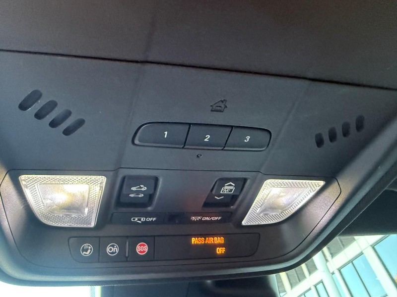 Cadillac XT4 Vehicle Image 34