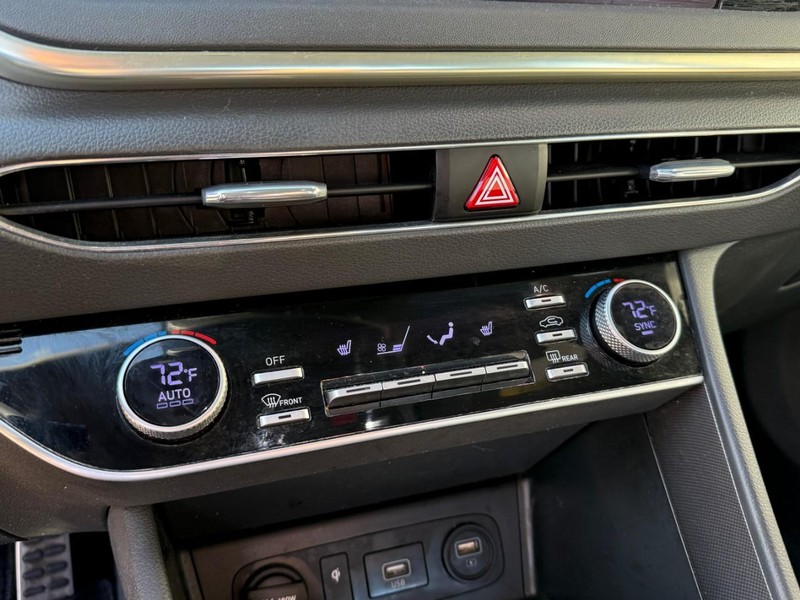 Hyundai Sonata Vehicle Image 26