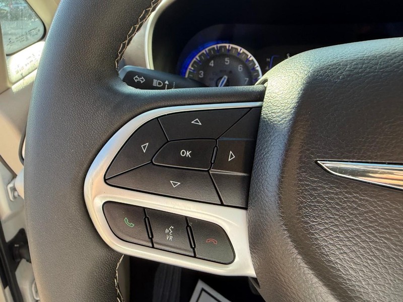 2022 Chrysler Voyager LX photo 24