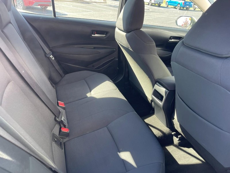 Toyota Corolla Vehicle Image 08