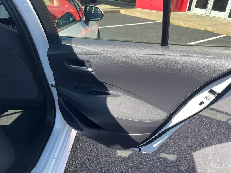 Toyota Corolla Vehicle Image 10
