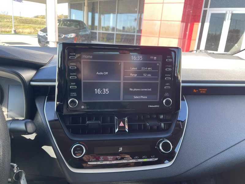 Toyota Corolla Vehicle Image 21