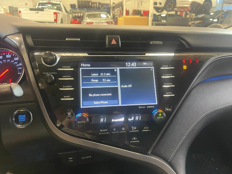 Toyota Camry Vehicle Image 29