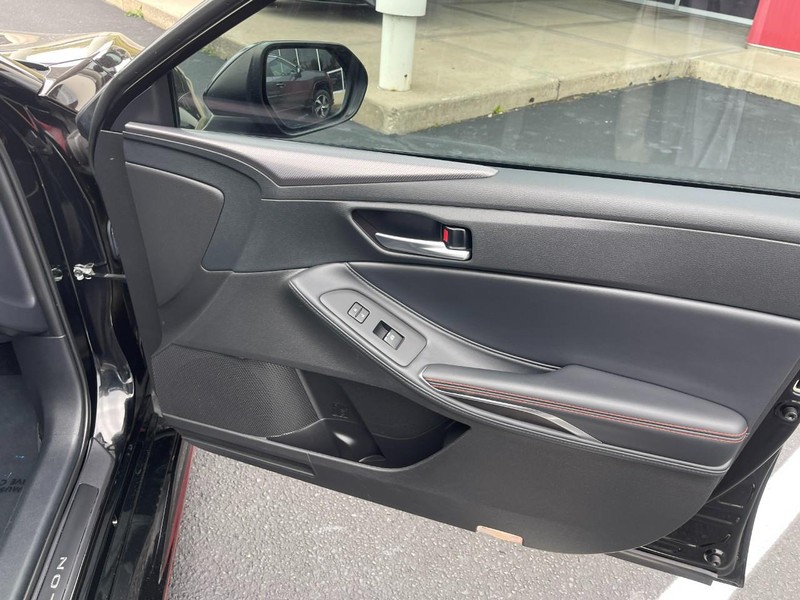 Toyota Avalon Vehicle Image 12