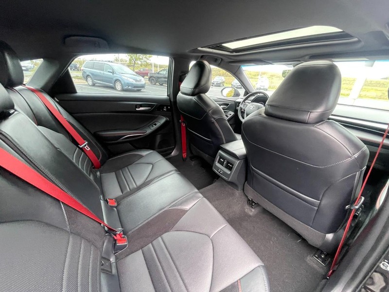 Toyota Avalon Vehicle Image 14