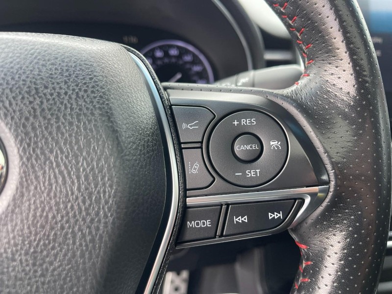 Toyota Avalon Vehicle Image 24