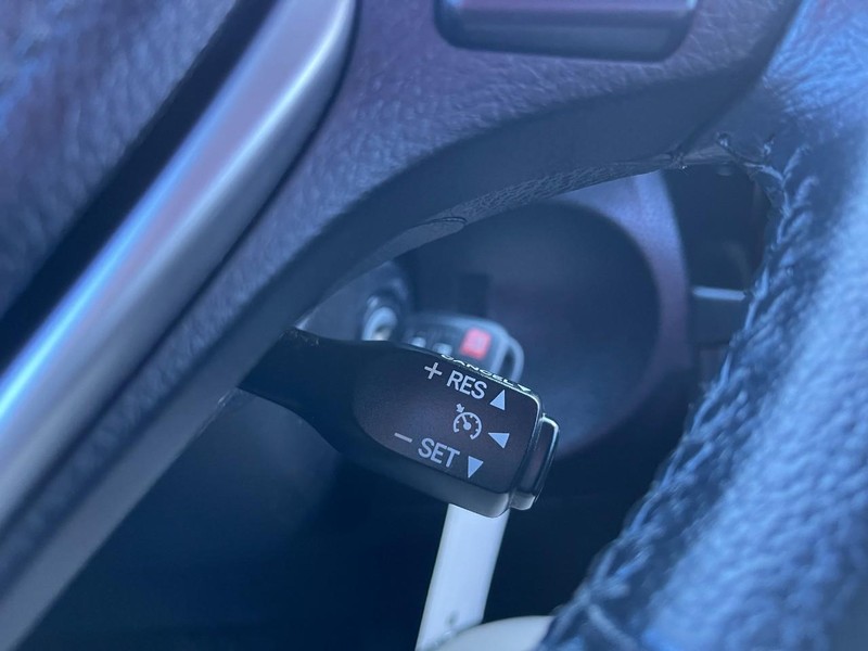 Toyota Corolla Vehicle Image 20