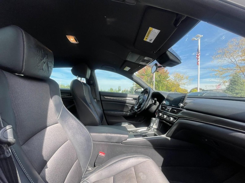 Honda Accord Sedan Vehicle Image 03