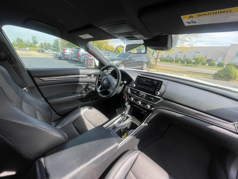 Honda Accord Sedan Vehicle Image 04
